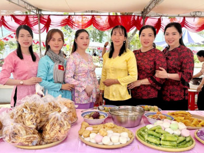  - Từng bước nâng tầm Lễ hội Sông nước miệt vườn ở cồn Mỹ Phước