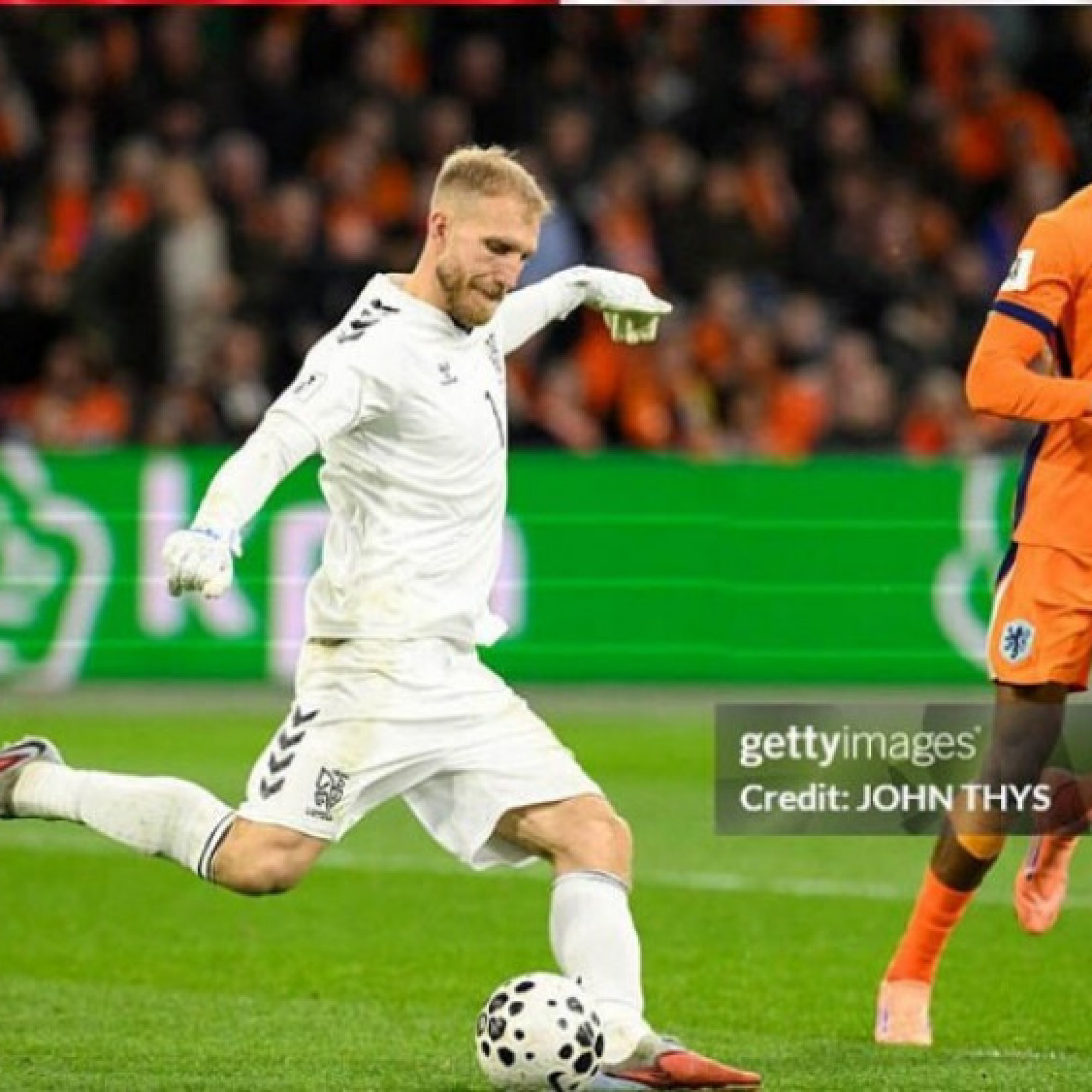  - Video bóng đá Hà Lan - Thụy Điển:  (World Cup)