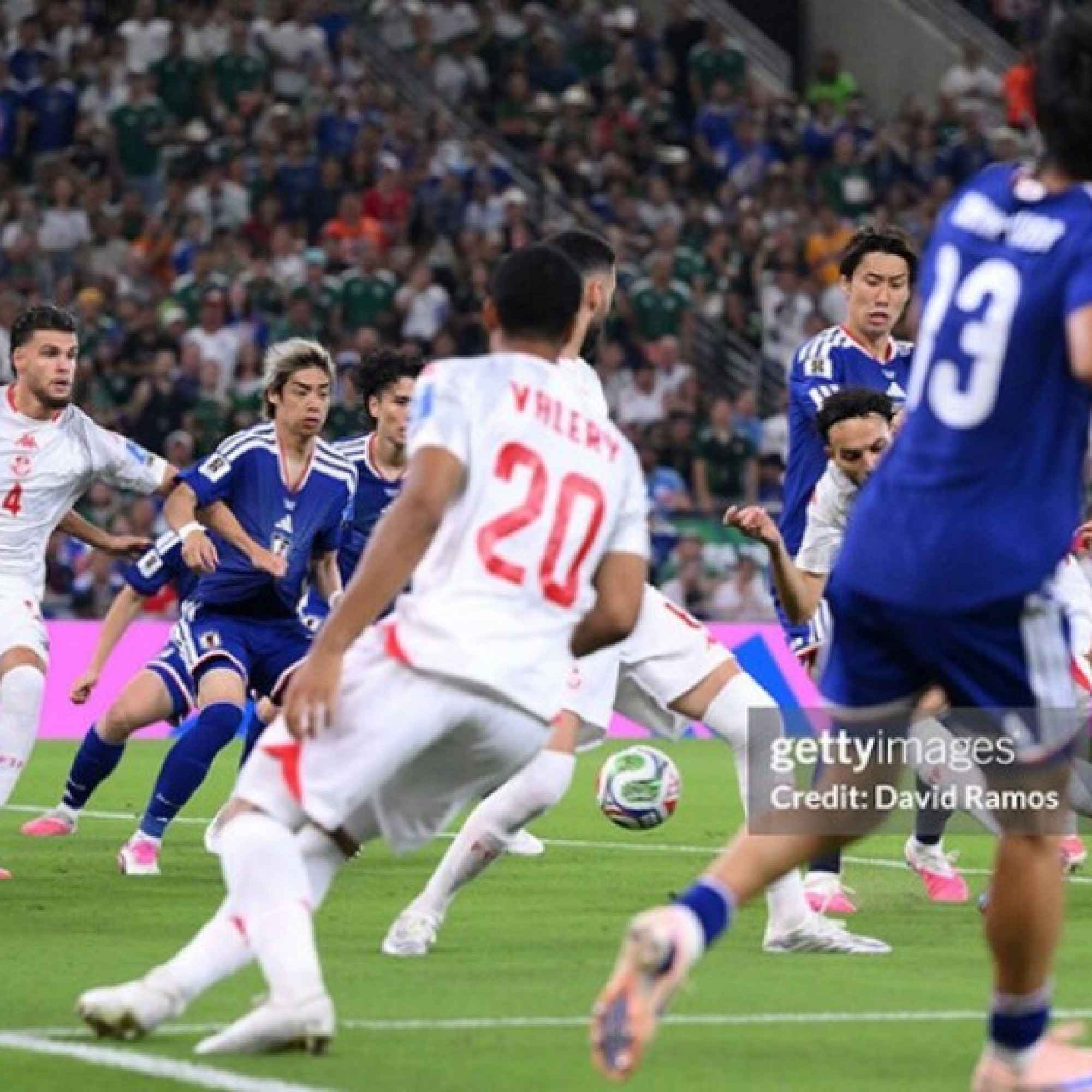  - Nhật Bản - Tunisia đấu trận 1000 ở World Cup: "Samurai xanh" phủ đầu dữ dội