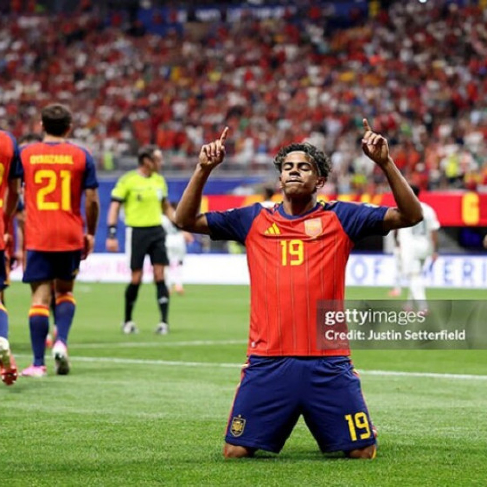  - Tình huống HOT Tây Ban Nha - Saudi Arabia: “La Roja” trút giận