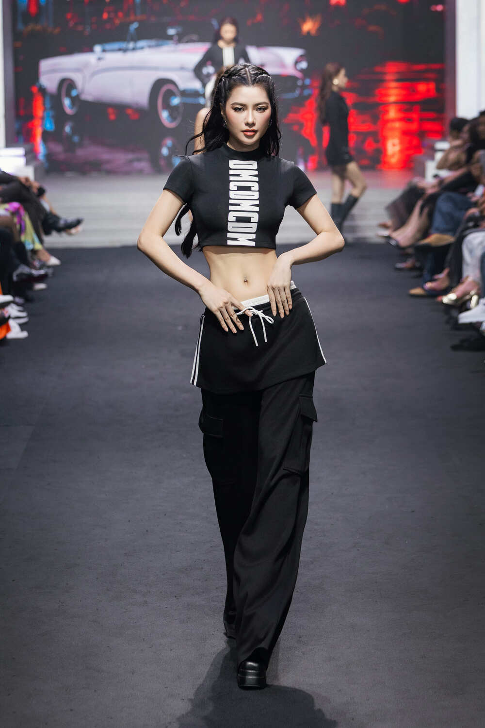 Hơn 130 người mẫu cùng 17 Hoa hậu, Á hậu tỏa sáng trong show diễn của Đỗ Mạnh Cường - 3
