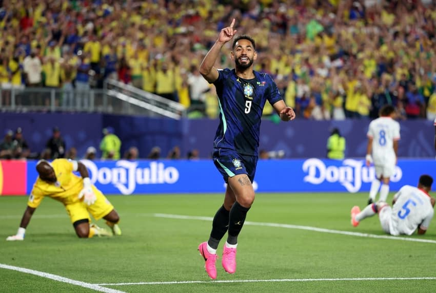 Brazil & giấc mơ World Cup thứ 6: Phụ thuộc “phép màu” Neymar? - 3