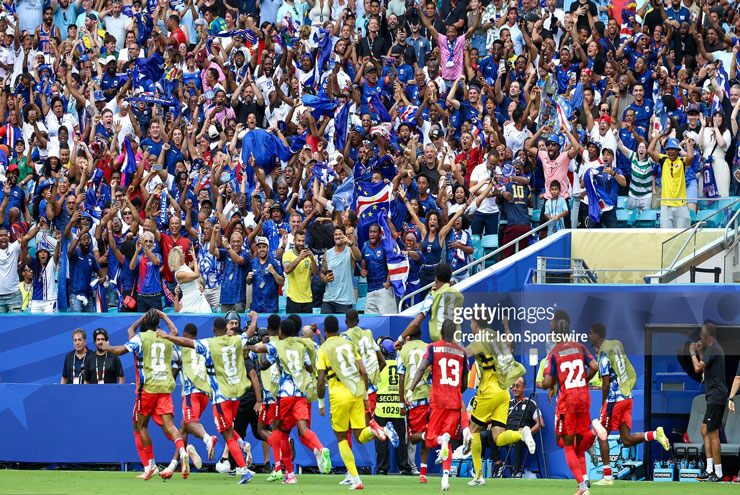 Siêu phẩm sút phạt 32m giúp Cape Verde đi vào lịch sử World Cup sau 60 năm - 2