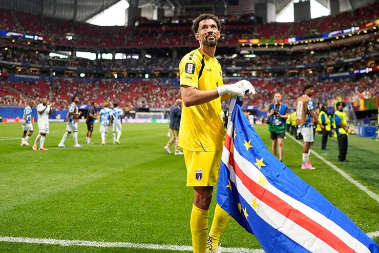 World Cup 2026 tôn vinh các thủ môn: Cape Verde - Curacao gây chấn động nhờ "người nhện" - 2