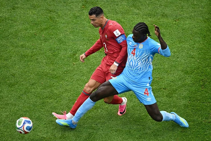 Tin nóng bóng đá World Cup 23/6: CĐV Bồ Đào Nha muốn Ronaldo ngồi dự bị - 1