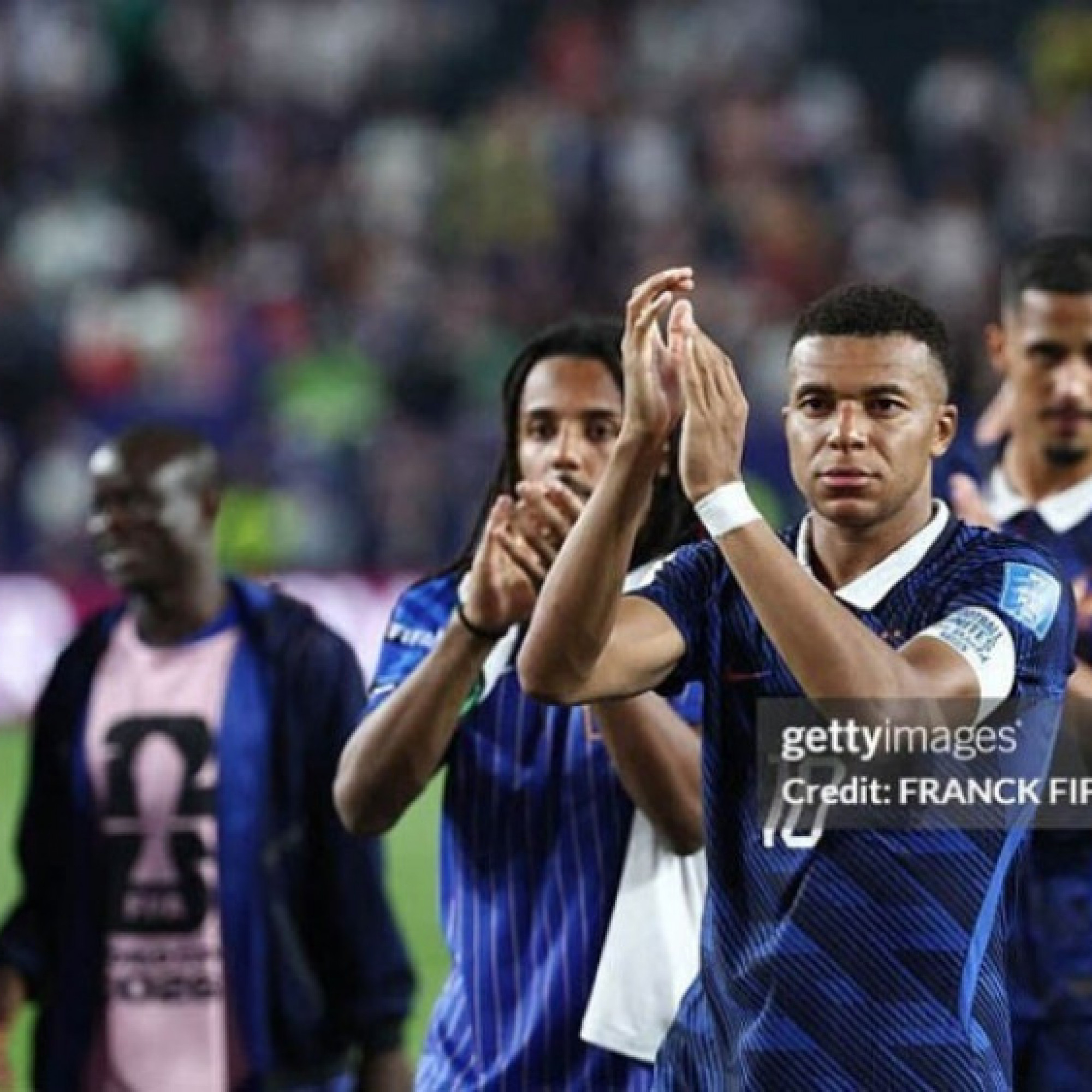  - Nóng rực bảng xếp hạng World Cup: Tuyển Pháp chiếm ngôi đầu, đoạt vé đi tiếp sớm