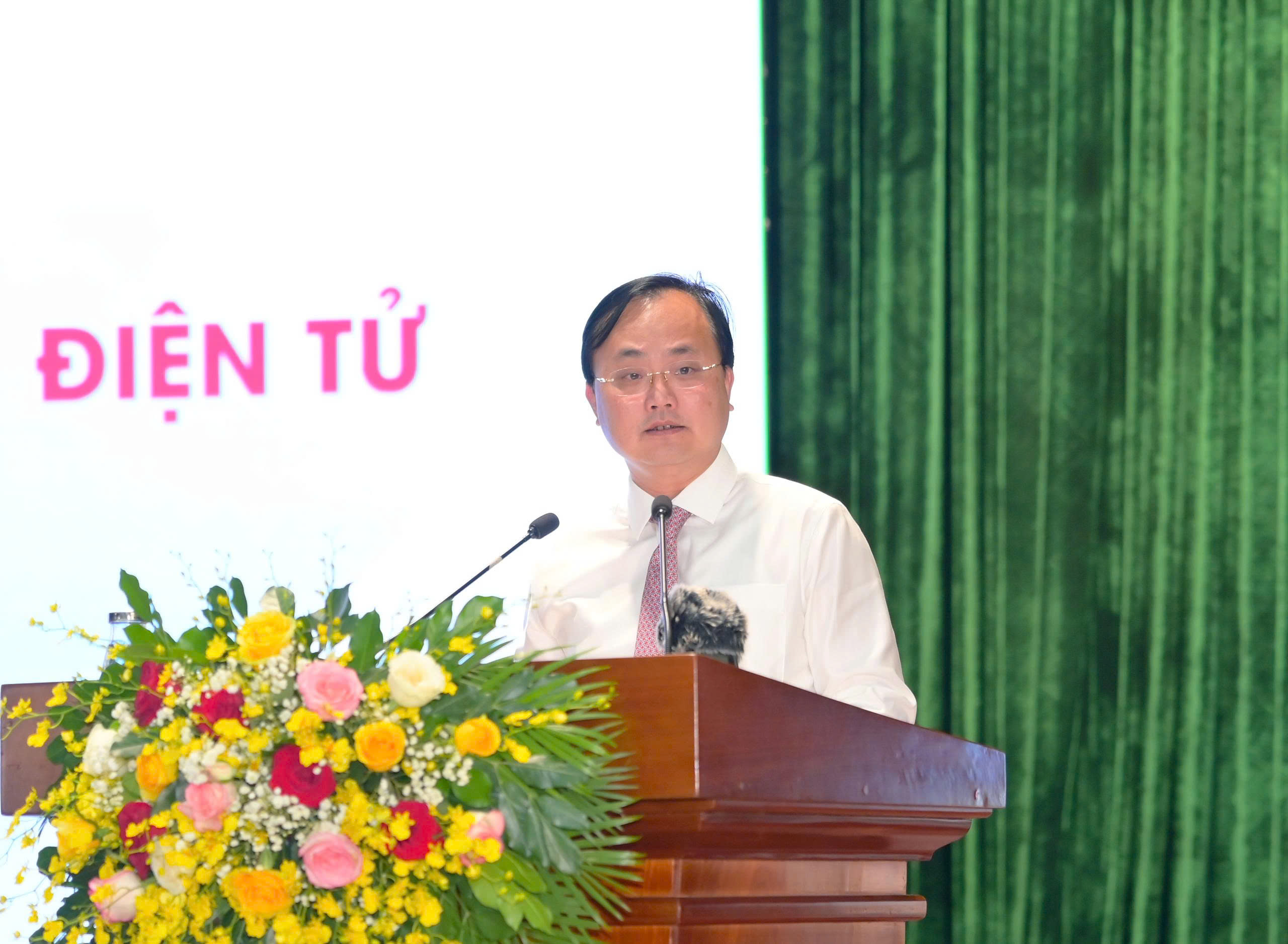 Agribank đồng hành cùng Đà Nẵng trên hành trình số hoá hành chính công - 2