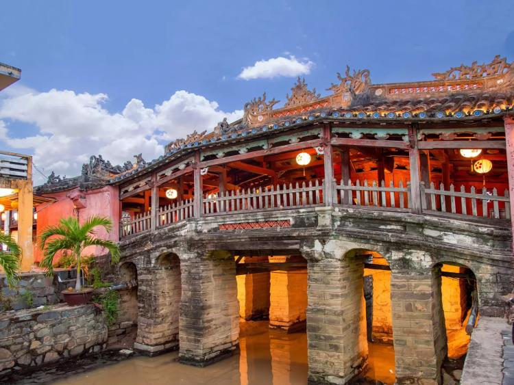 Thế giới nêu 7 điều tuyệt vời nhất nên làm ở Hội An