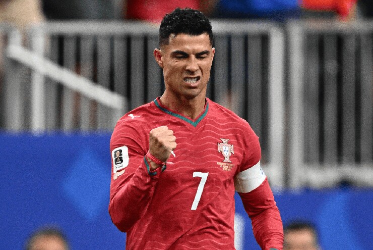 Bồ Đào Nha đại thắng 5 sao: Ronaldo đập tan hoài nghi, Fernandes chứng minh đẳng cấp - 1