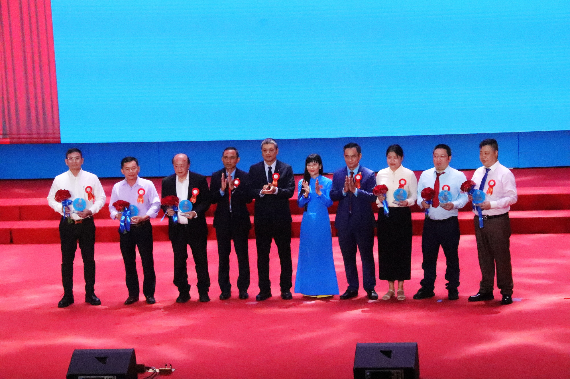 Yến sào Khánh Hòa: Cánh chim mang tinh hoa Việt vươn xa - 3
