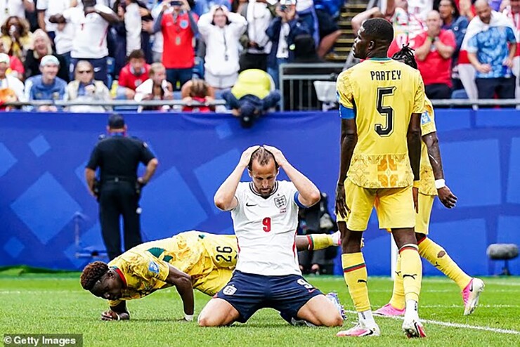 Cuộc chiến "tâm linh" chấn động World Cup: Pháp sư yểm bùa Harry Kane, Ronaldo cũng là nạn nhân - 2