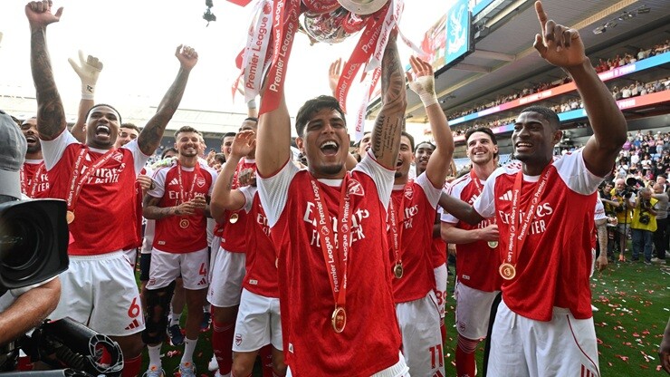 Arsenal đón tân binh đầu tiên giá 34,5 triệu bảng, đàm phán mua "thần đồng" 16 tuổi - 1