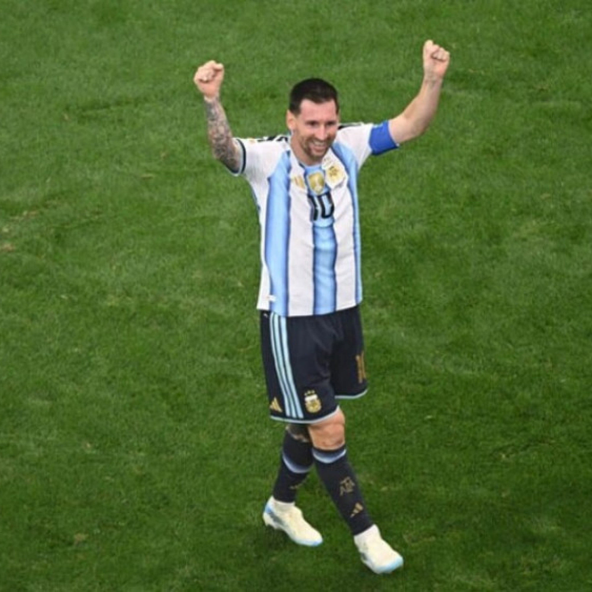  - "Vua săn bàn" Messi, kiến trúc sư 916 và điều bất ngờ từ...Bồ Đào Nha