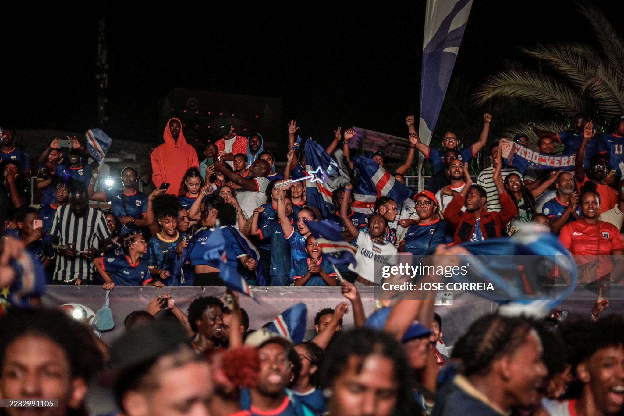 “Ngựa ô” Cape Verde gây chấn động World Cup: Bất bại vòng bảng, vỡ òa đoạt vé vàng - 6