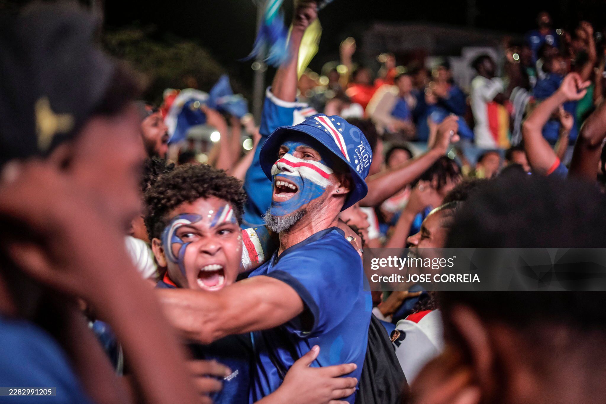 “Ngựa ô” Cape Verde gây chấn động World Cup: Bất bại vòng bảng, vỡ òa đoạt vé vàng - 7