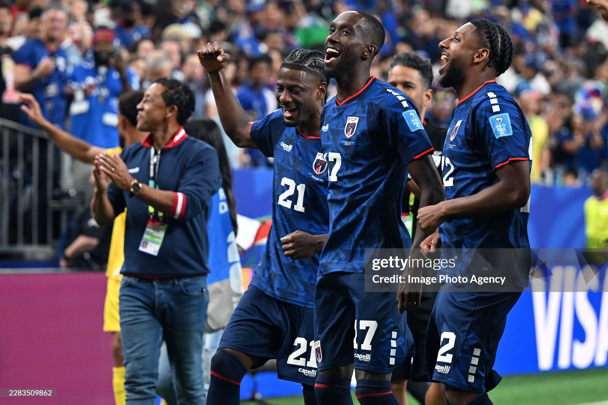 “Ngựa ô” Cape Verde gây chấn động World Cup: Bất bại vòng bảng, vỡ òa đoạt vé vàng - 13