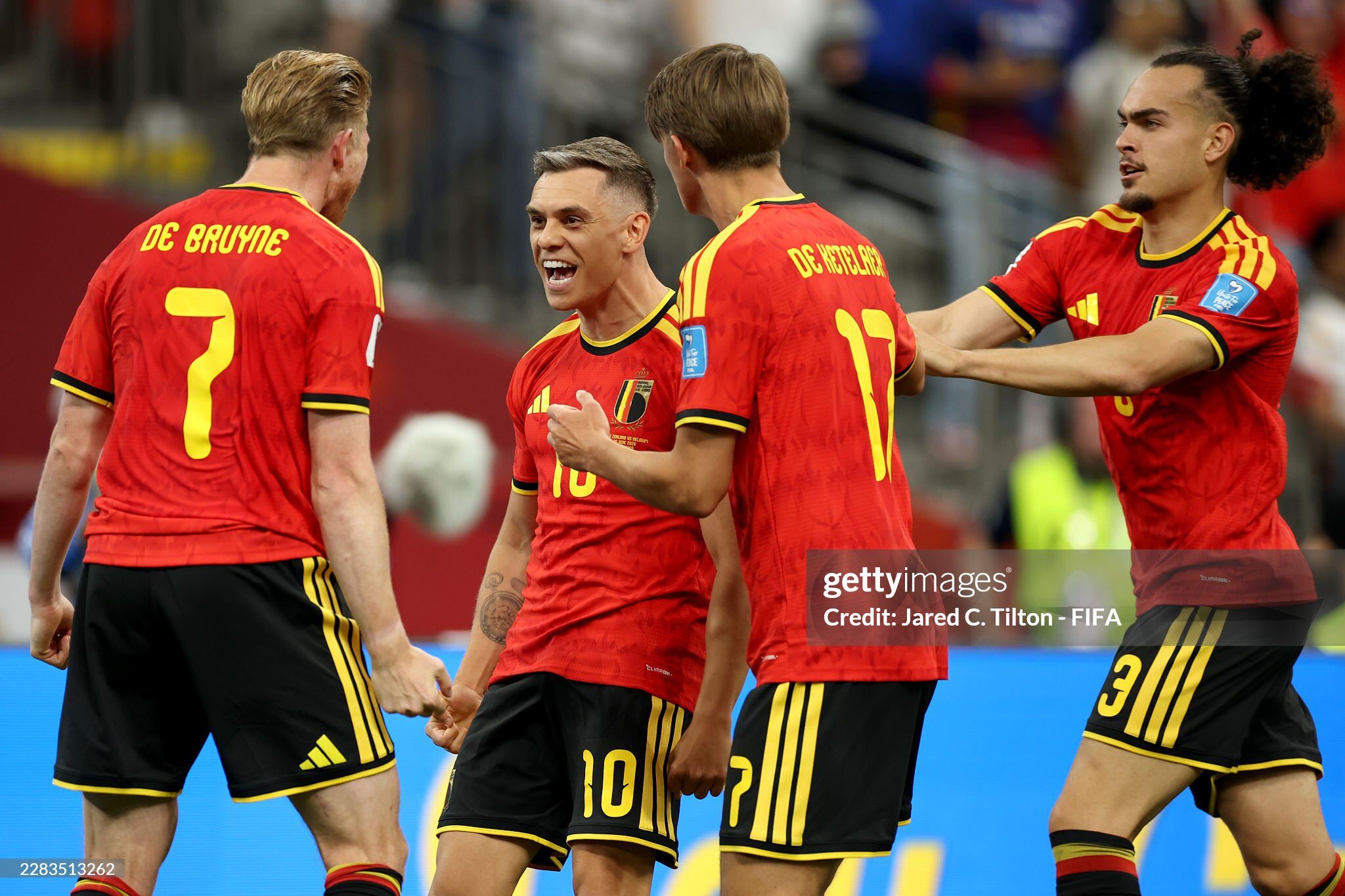 Video bóng đá New Zealand - Bỉ: Chiến quả tưng bừng, ngôi đầu ấn tượng (World Cup) - 1
