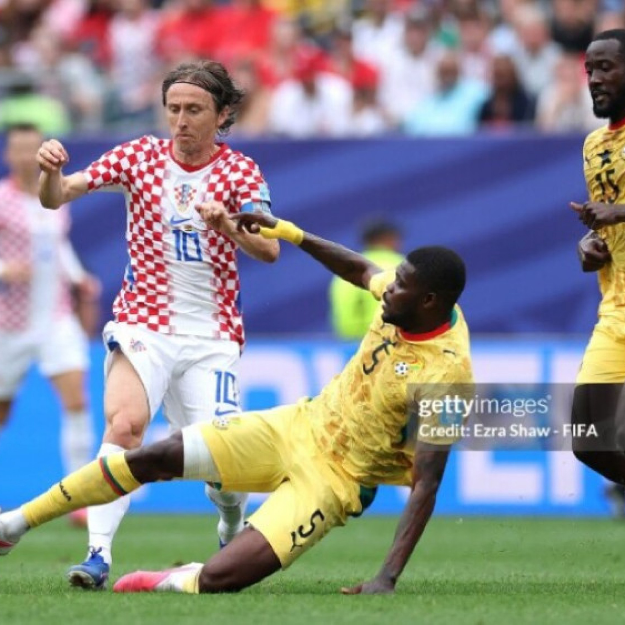  - Video bóng đá Croatia - Ghana: Siêu phẩm sút xa, cuối trận kịch tính (World Cup)