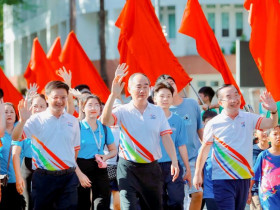  - Đi bộ trên hành trình di sản, lan tỏa tinh thần 50 năm TP.HCM mang tên Bác