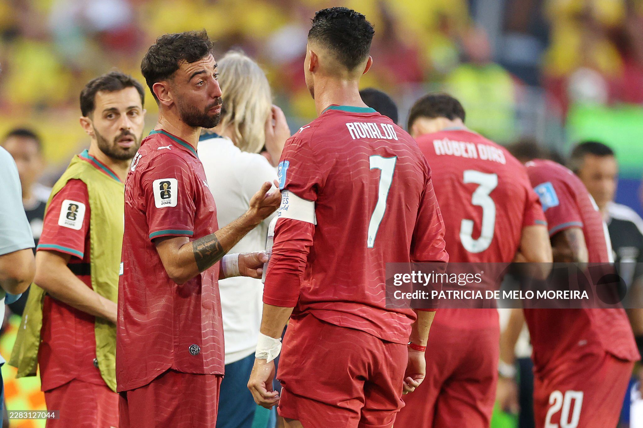 Bồ Đào Nha vất vả đấu Colombia: Ronaldo ôm vai đau đớn, hụt siêu phẩm - 6
