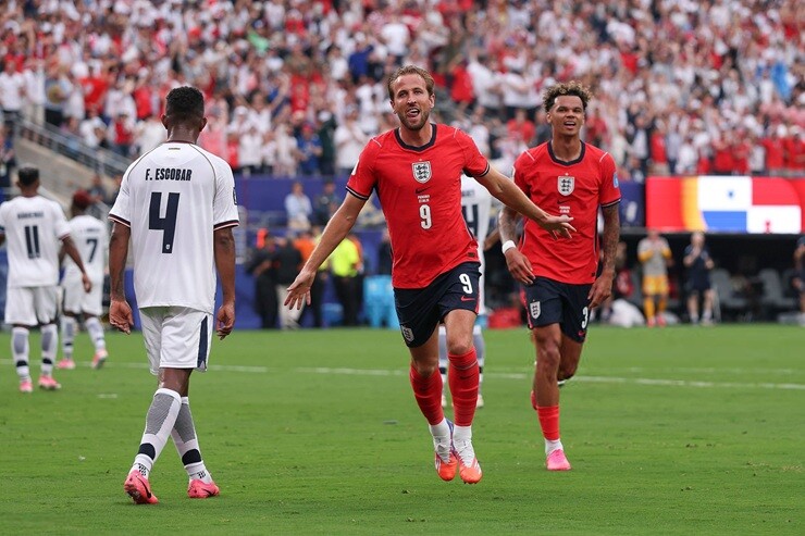 ĐT Anh đoạt ngôi nhất bảng: Harry Kane phá kỷ lục, vượt thành tích của Ronaldo - 1