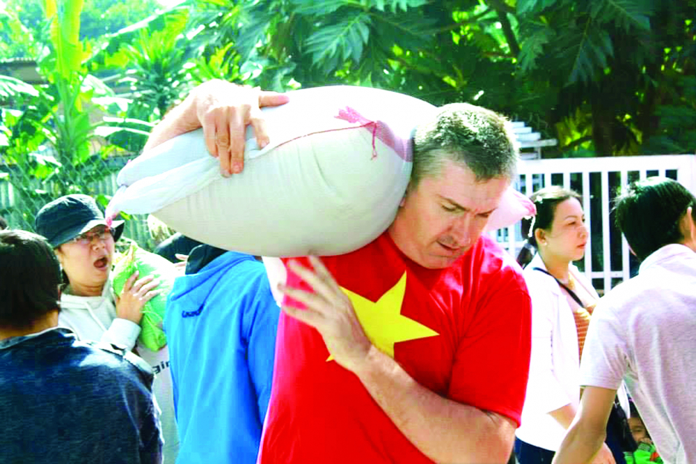 “Chuyện tình” 14 năm của người đàn ông Úc với TP.HCM  - 1