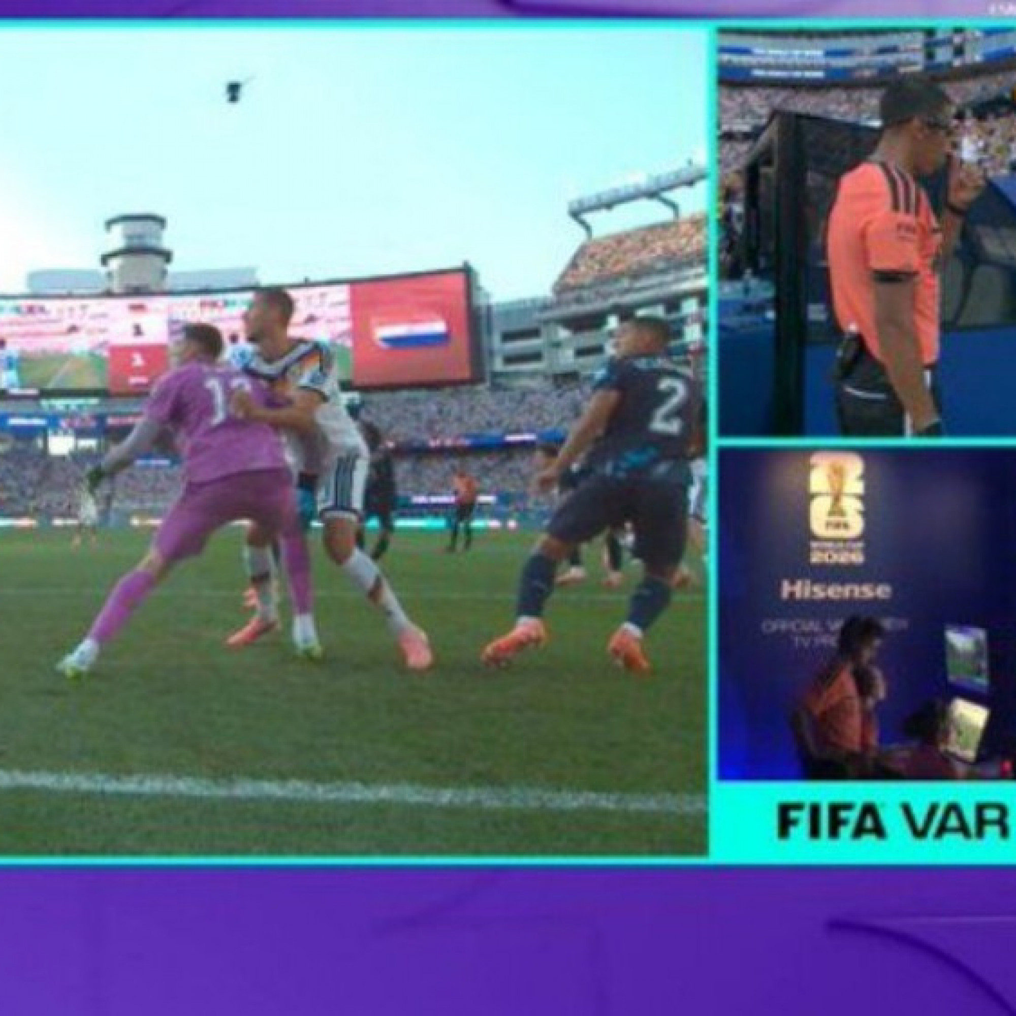  - ĐT Đức khốn khổ vì VAR ở vòng 1/16 World Cup, mất oan bàn thắng & penalty?