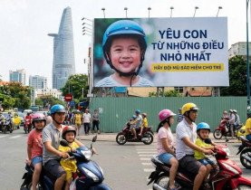  - Mũ bảo hiểm cho trẻ em: Khi sự vô tâm chạm đến ranh giới của nhân quyền