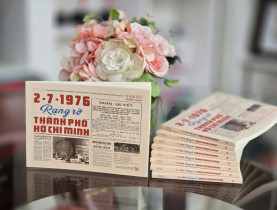  - Ra mắt ấn phẩm bỏ túi kỷ niệm 50 năm thành phố mang tên Bác
