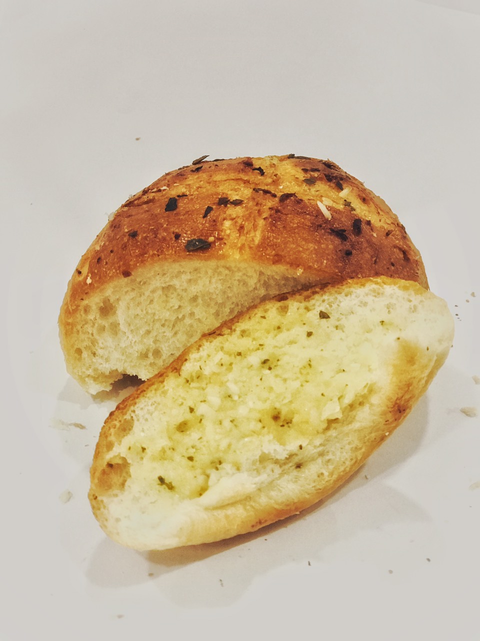 Dinh dưỡng lành mạnh trong mùa dịch với bánh mì Breadtalk thơm nức mũi - 3