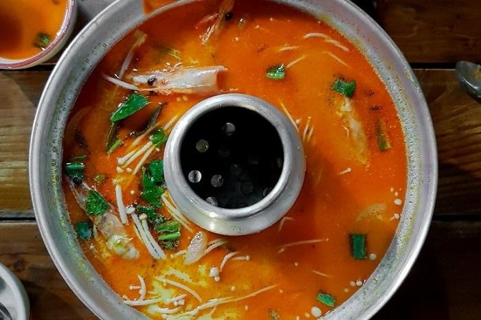 Tom Yum, canh sữa chua và những món súp nổi tiếng, bạn đã thử chưa? - 4