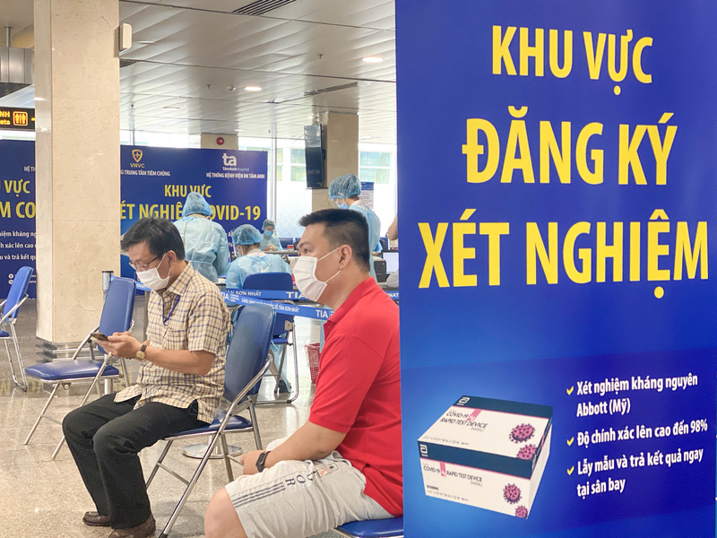 Triển khai dịch vụ xét nghiệm COVID-19 tại sân bay Tân Sơn Nhất - 2