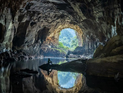 Chuyện hay - Du lịch thám hiểm hang Ba kỳ vĩ ở Phong Nha - Kẻ Bàng