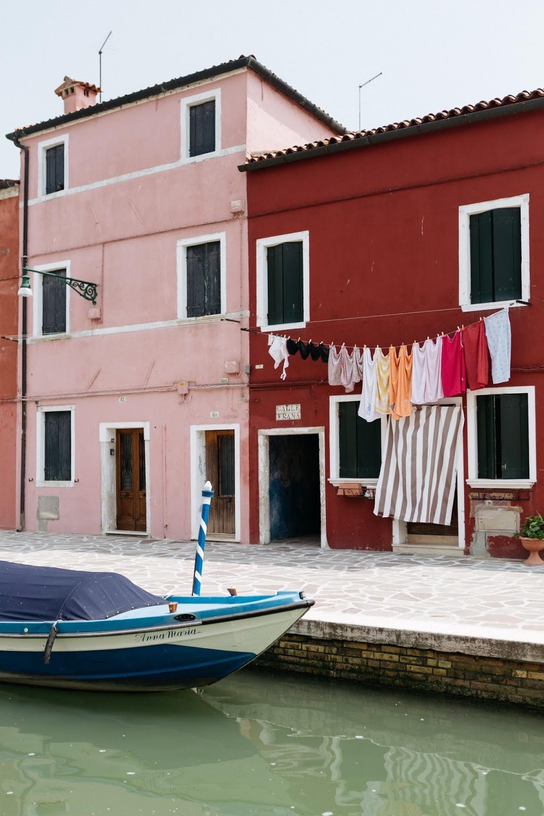 Lạc lối tại đảo Burano sắc màu giữa Venice lãng mạn - 6