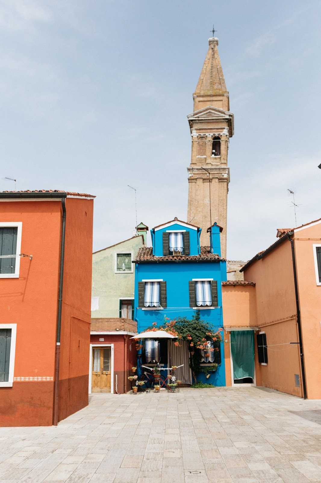 Lạc lối tại đảo Burano sắc màu giữa Venice lãng mạn - 8