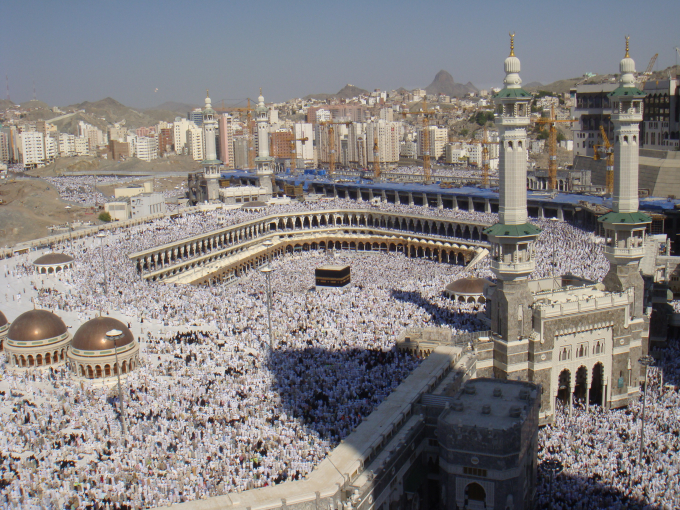 Ả Rập Xê-út siết chặt phòng dịch Covid-19 tại lễ hành hương Haji - 1