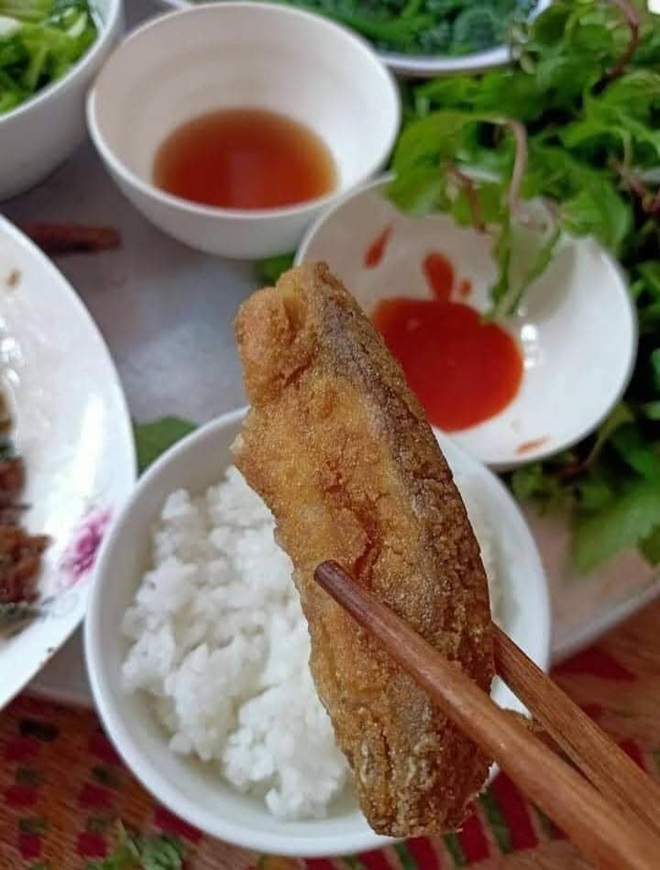 Kỳ công món đặc sản cá "muối chua" bằng thính gạo ở Vĩnh Phúc - 10