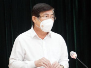 Chủ tịch TP.HCM: 'Từ 26/7, người dân không ra đường sau 18h'