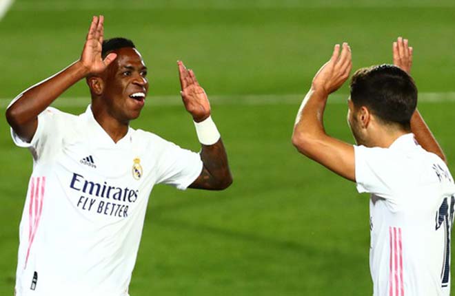 Varane nối gót Ramos - Zidane ra đi, đế chế Real Madrid nguy cơ suy tàn - 3