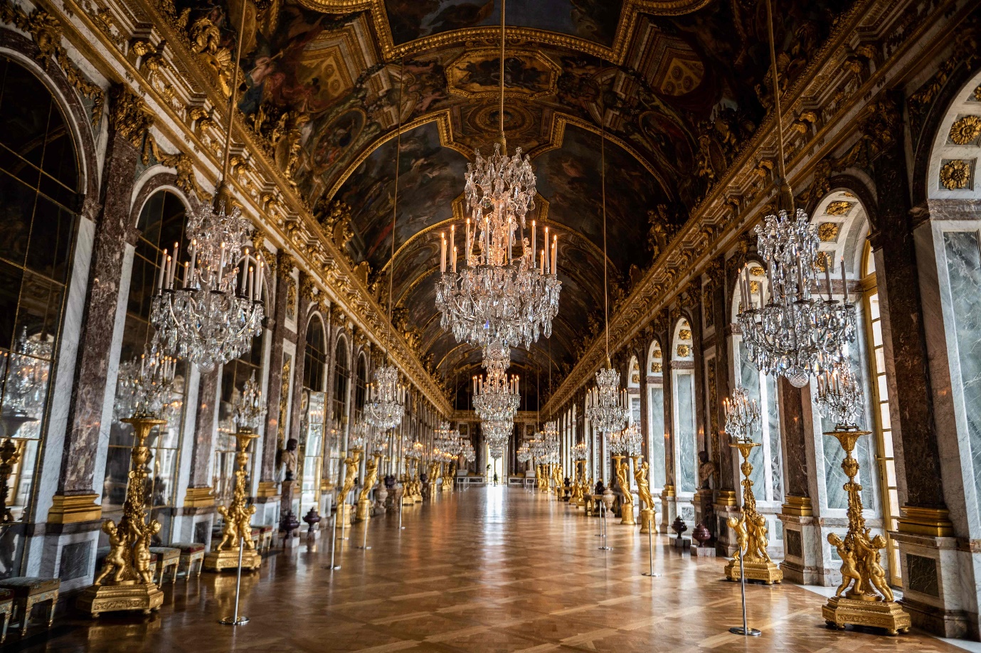Một đêm nghỉ dưỡng đắt đỏ kiểu hoàng gia ở cung điện Versailles - 7