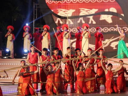 Lễ hội - Tạm dừng tổ chức Ngày hội văn hóa các dân tộc miền Trung