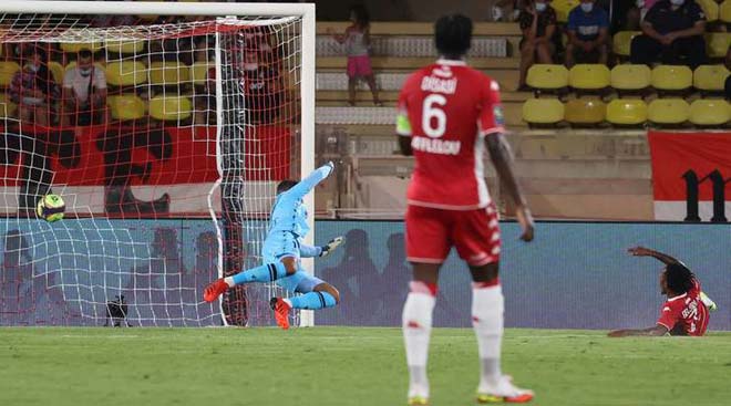 Monaco phung phí cơ hội, bị cầm hòa đáng tiếc trong ngày ra quân Ligue 1 - 1