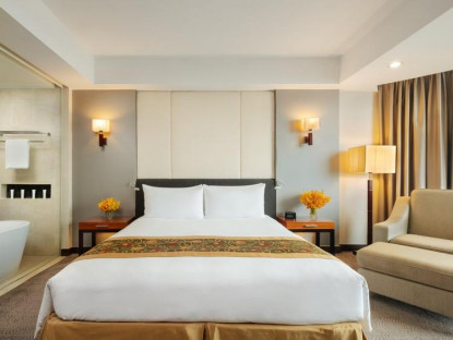 Chuyển động - Giá phòng khách sạn tăng nhờ đón sóng cách ly mùa dịch