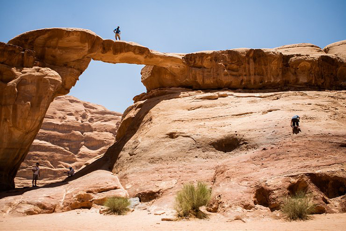 Trung Đông: “Du lịch chậm” trekking hút khách với những tuyến đường độc lạ - 9