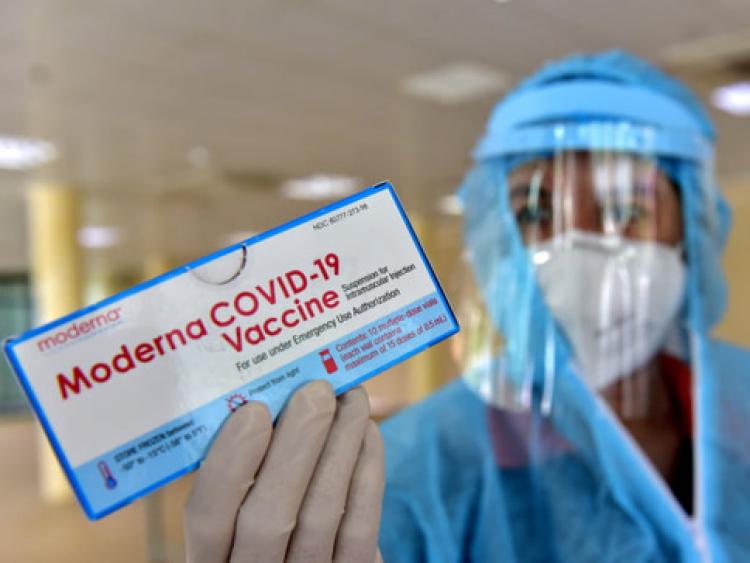 TP.HCM sẽ mua 15 triệu liều vaccine Moderna để tăng cường tiêm chủng Covid-19