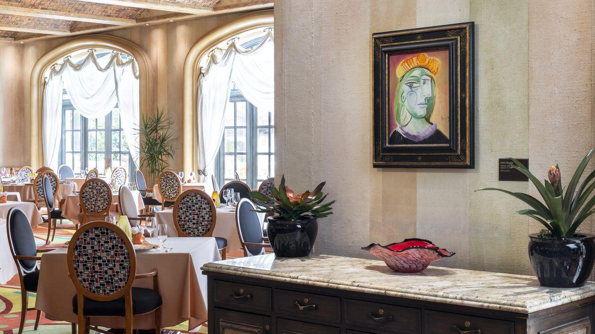Chiêm ngưỡng nhà hàng sử dụng 11 bức tranh Picasso trị giá trăm triệu USD để treo tường - 1