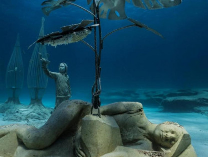 Chuyện hay - &quot;Lạc trôi&quot; với vẻ đẹp kỳ ảo của bảo tàng dưới đáy biển