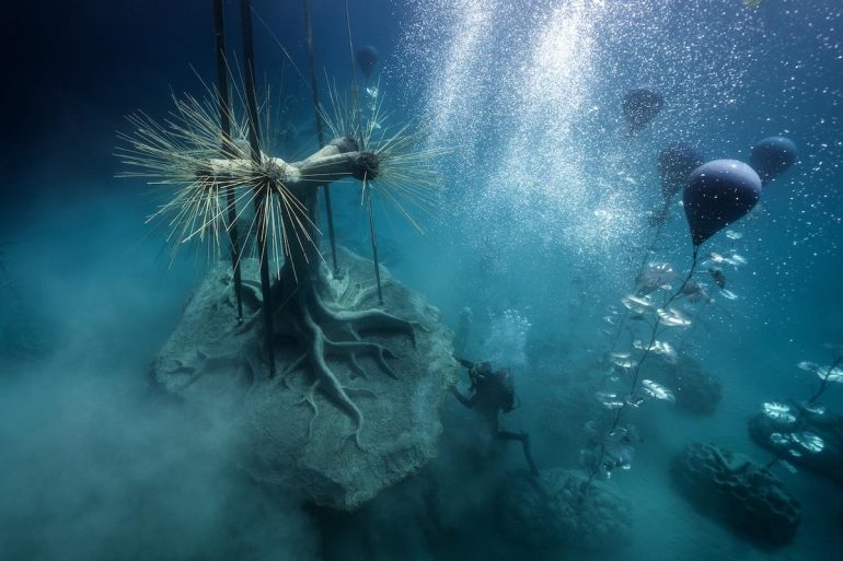 "Lạc trôi" với vẻ đẹp kỳ ảo của bảo tàng dưới đáy biển - 5