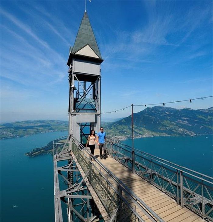 Những công trình thang máy ấn tượng nhất thế giới - 14