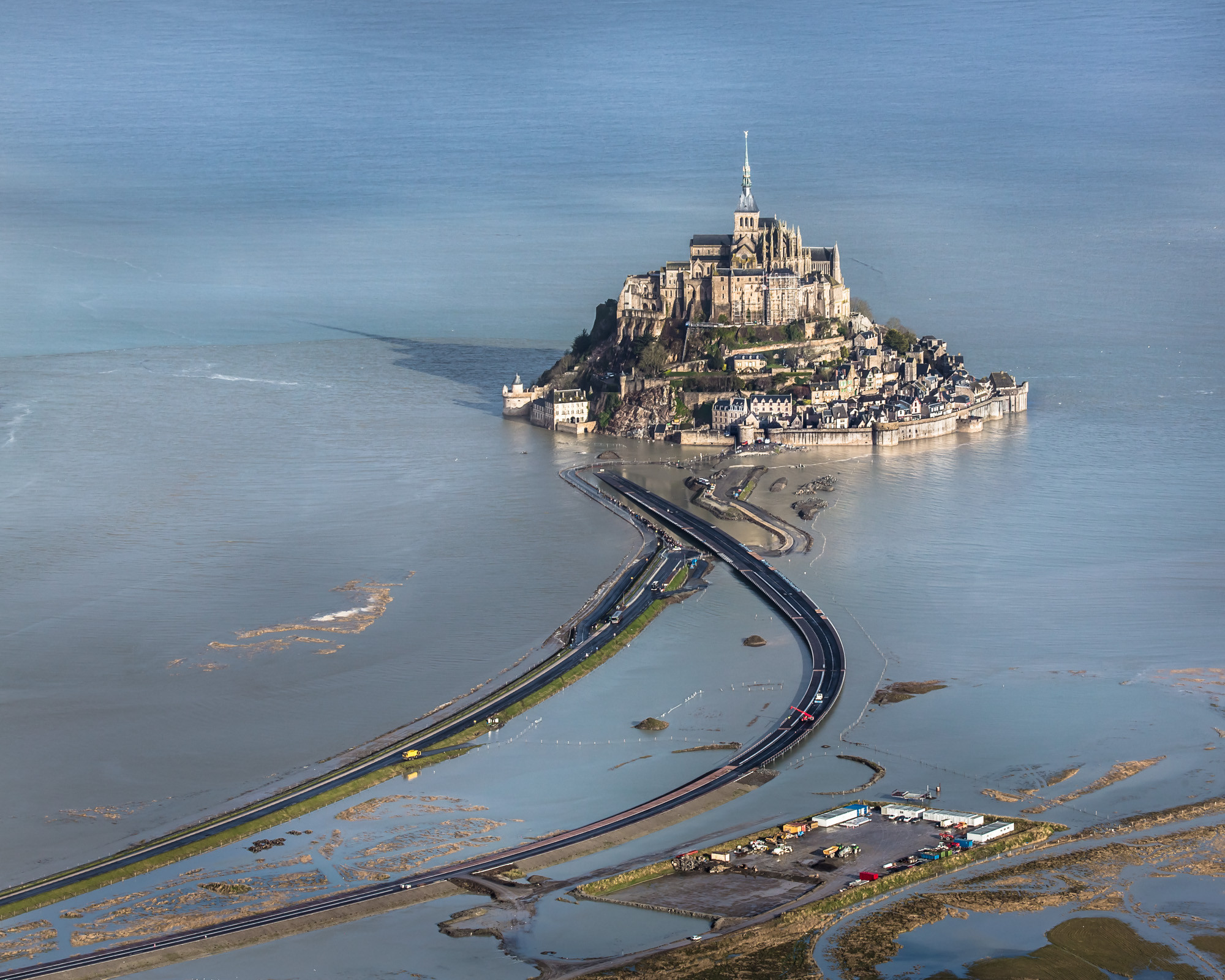 Lâu đài "bất khả xâm phạm" và những bí ẩn chưa được giải mã ở Pháp - 3